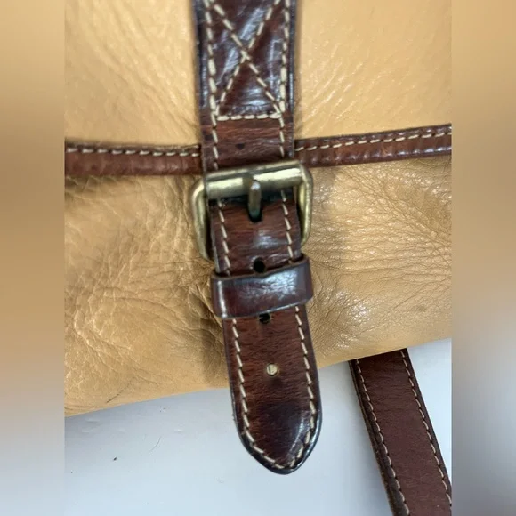 VINTAGE Roots Two-Tone Tribe Leather Crossbody Bag - Picture 13 of 16